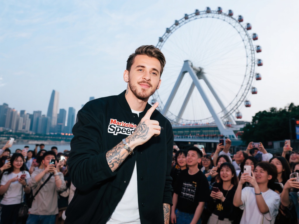 多个方面 多个方面